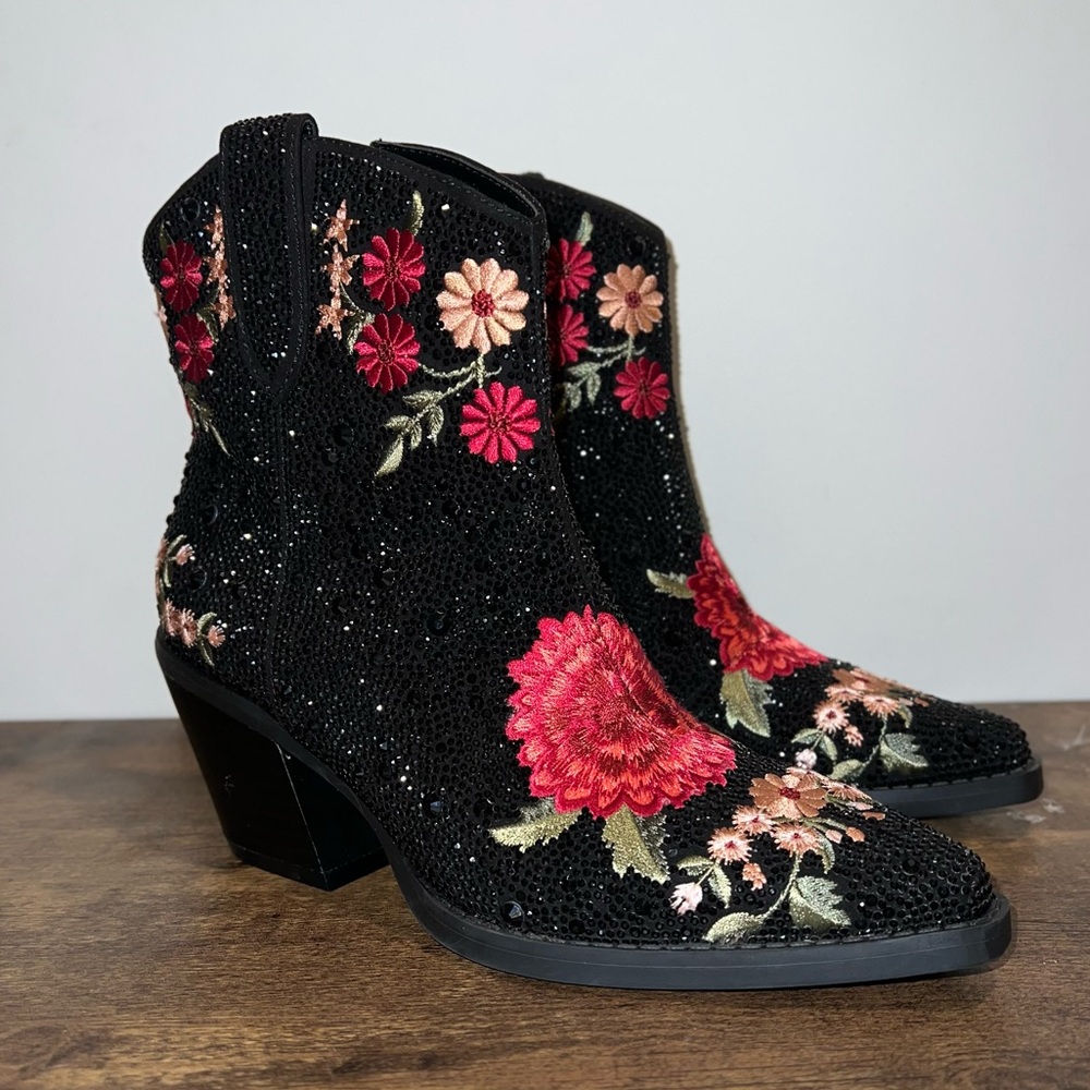 I.N.C Cowgirl Style ankle boots